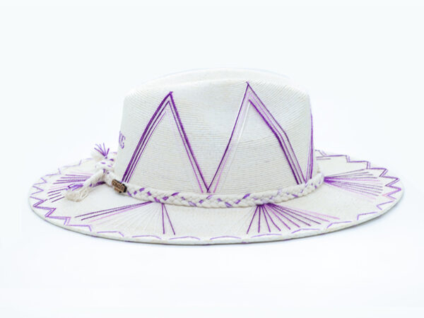 HAT BY CORAZONPLAYERO TCUINSPIRED ISABELLA SIDE