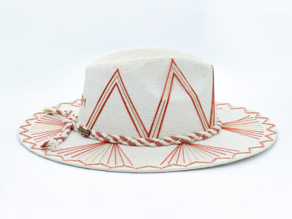 HAT BY CORAZONPLAYERO UTINSPIRED ISABELLA SIDE